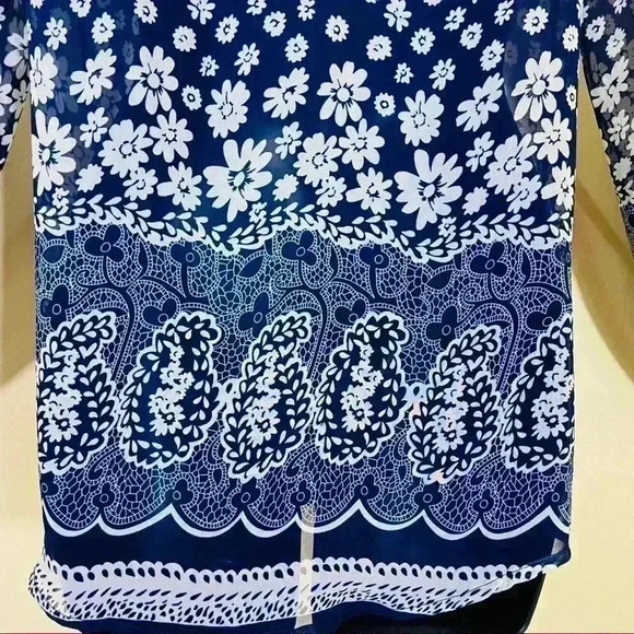 Altar’d State Blue Floral Print Long Sleeve Scoop Neck Blouse Size S - Picture 11 of 14